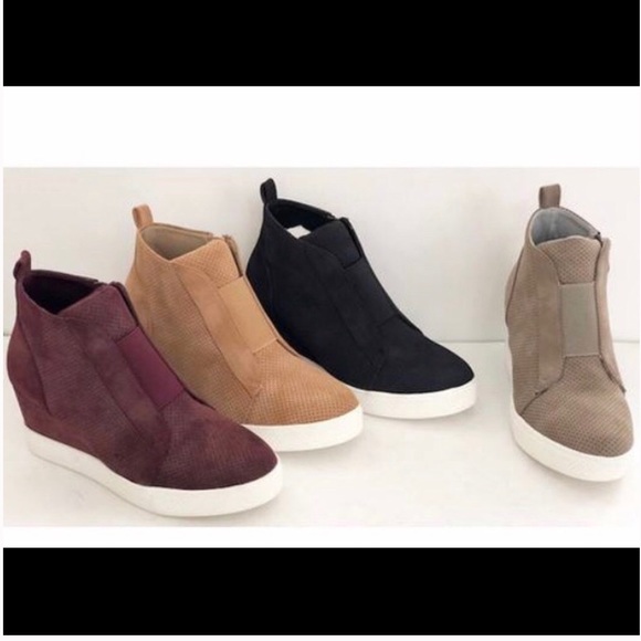 BRAND NEW High Top Slide on Sneakers Size 8 - Picture 3 of 6